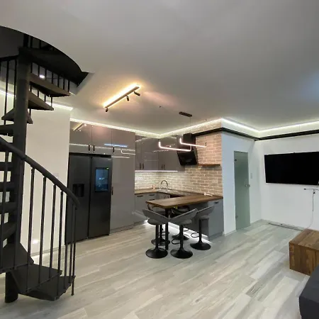 Brand New Luxury In Absolute Downtown Budapesta