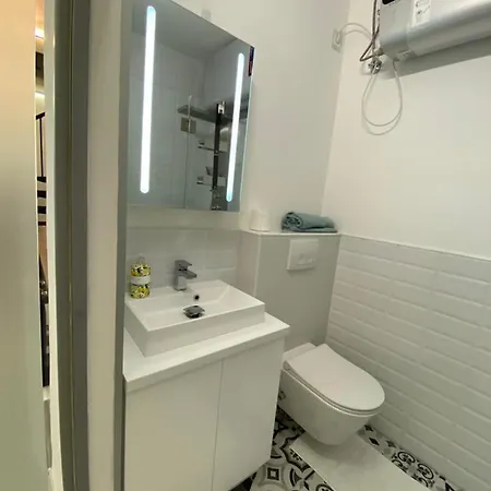 Brand New Luxury In Absolute Downtown * Budapesta